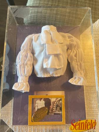 Seinfeld puffy shirt 1