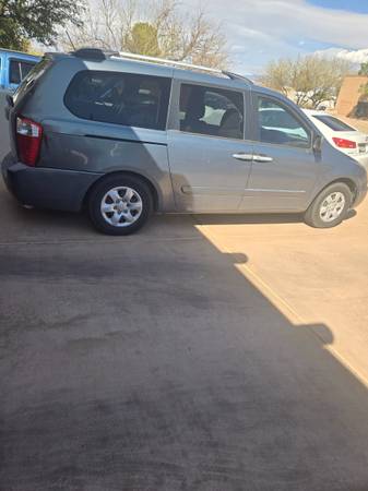 Pool tile cleaning equipment and van 1