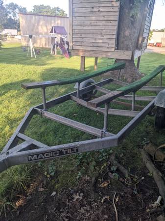 Sailboat trailer 1