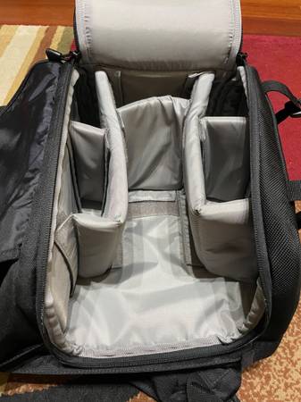 Lowepro Fastpack 350 padded DSLR camera bag 1