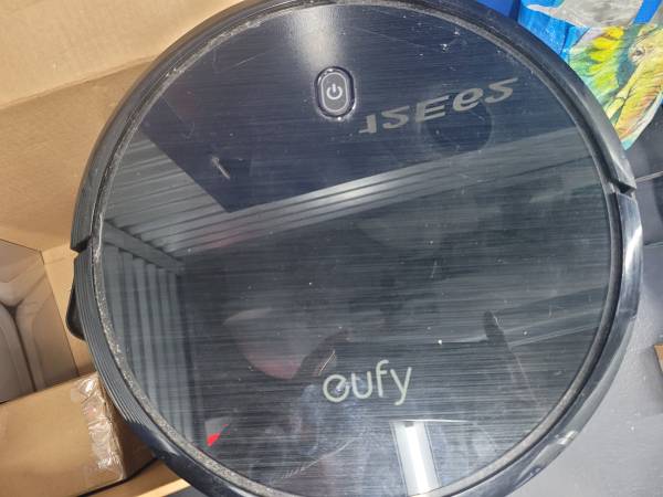 Eufy Robot Vacuum; 11S MAX, Super Thin, Powerful Suction, Quiet 1