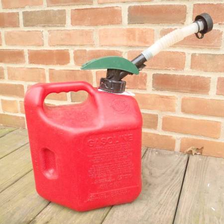 - 2 gallon gas container 1