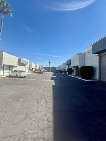 $5,000 / 5000ft2 - 🏭 5,000 SF Industrial Warehouse (Palm Springs)63758300548227121