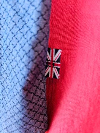 Camisa para niños de la marca English Laundry con botones, azul, talla 7 - $10 (Tacoma)63439418415105122