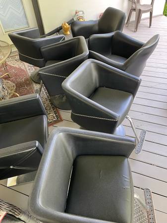 7 Stylist Chairs