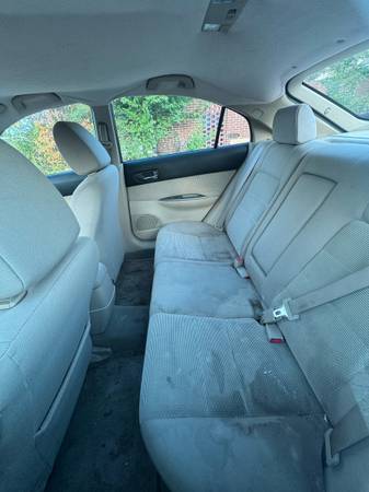 2005 Mazda 6 i - $1.000 (Alexandria)63440084386819124