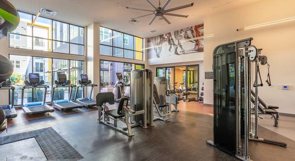 $2,854 / 1br - 627ft2 - Chic Studio at The Julian – Steps to Downtown San Jose Dining & Fun (san jose downtown)63851966568451122