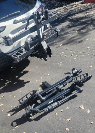 Thule T2 Pro XTR 4-bike Platform Hitch Rack 1