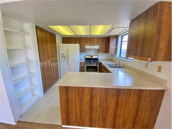 $3,300 / 3br - 1240ft2 - Ke Kumulani (3 bed/2 bath/2 prkg) Newtown, Aiea (Newtown, Aiea)63686673094145122