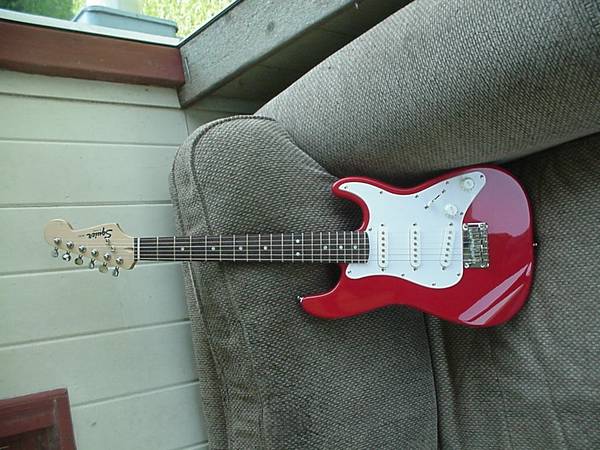 Squire Mini Strat 1