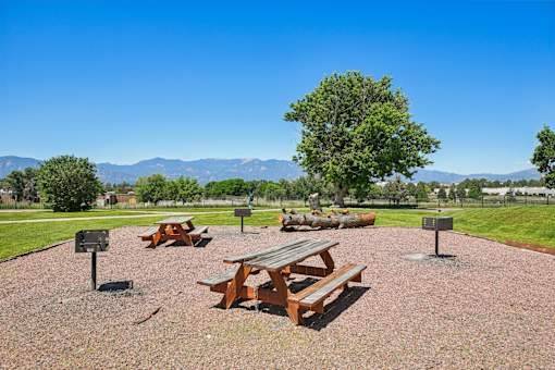 $999 / 2br - 750ft2 - Grilling Area with Picnic Area, Wood Style Flooring (360 N Murray Blvd, Colorado Springs, CO)63658263697921120
