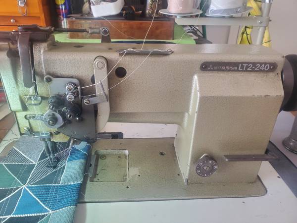 Mitsubishi LT2-240 double needle ind. sewing machine, split bar 1