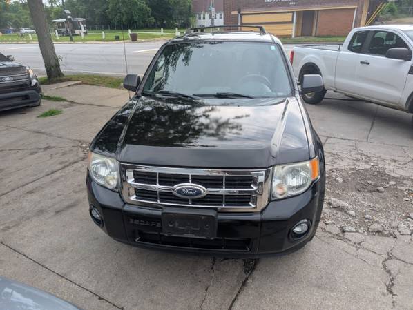 2010 Ford Escape 1