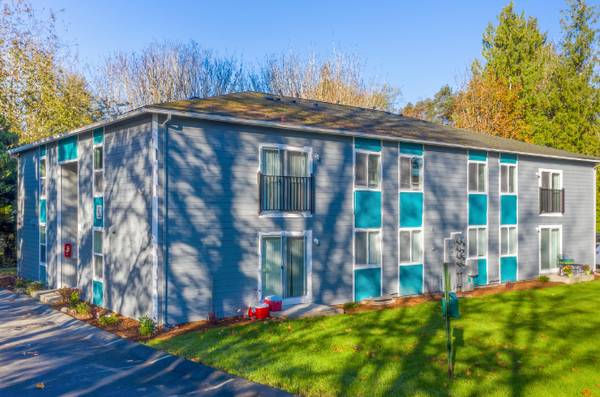 $1,625 / 1br - 648ft2 - Look, Lease & Save! (Bremerton)63852578822403121