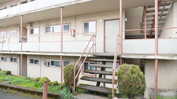 $1,080 / 1br - 650ft2 - Large One Bedroom Apartment in Othello Seattle Walking Distance (Seattle)63814635976451120