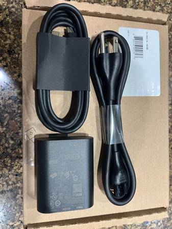 Dell 60W USB-C AC Adapter 1