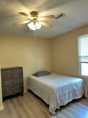 Rooms for Rent. Quiet, Furnished ready to Move In-New Remodel 1