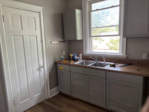 $995 / 2br - 2br with all hardwood in central location (covington)63974189061379124