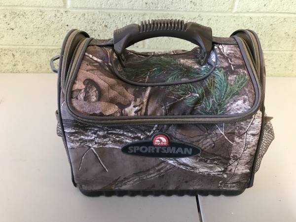 Igloo Sportsman Realtree lunch box cooler 18 can 1