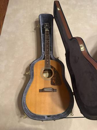 Epiphone Masterbilt AJ-500ME Natural Satin w/ Epiphone Hard Case 1