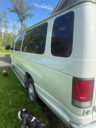2000 Ford Econoline E250 - $3,300 (Palmer)63470608413697123