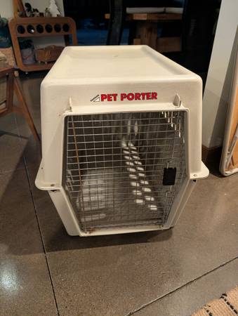 Dog crate 1