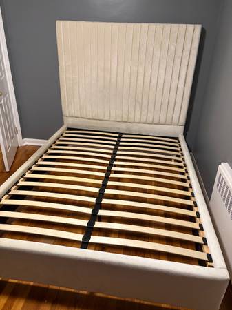 Beautiful Bed Frame (Full size) - Moving Sale 1