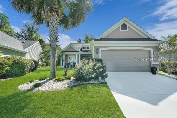 Opportunity of a lifetime! Home in Bluffton. 2 Beds, 2 Baths 1