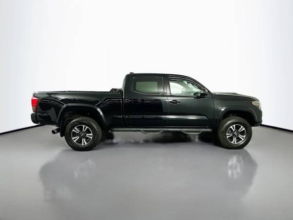 2017 Toyota Tacoma 4x4 4WD - Photo 12