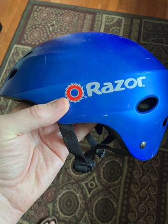 Razor helmet size medium 1