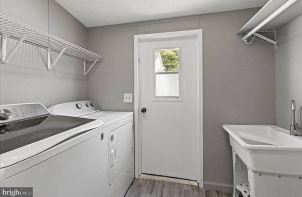 Roommate wanted 1