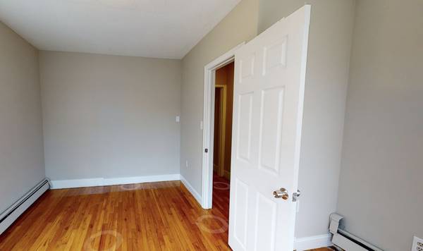 $930 / 4br - Rooms for Rent | 280 Mcgrath Highway Unit 3 | Available Now (Boston- Somerville)63828338610177123