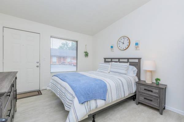 Extra Storage, Open-Concept, Curtains 1