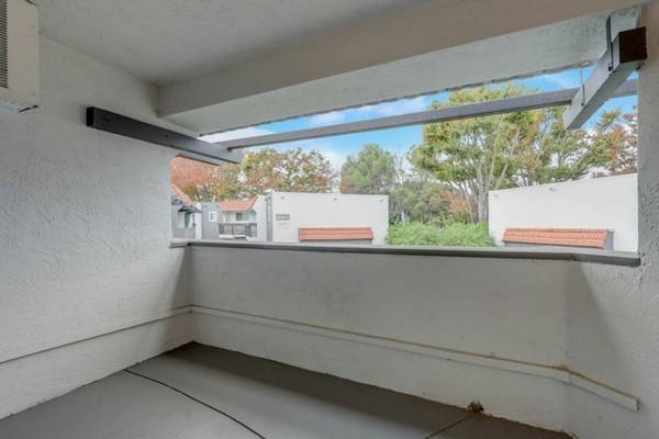 $2,595 / 1br - 639ft2 - Your Beautiful New Home with ONE MONTH FREE is Waiting!!! (san jose east)63622930893057122