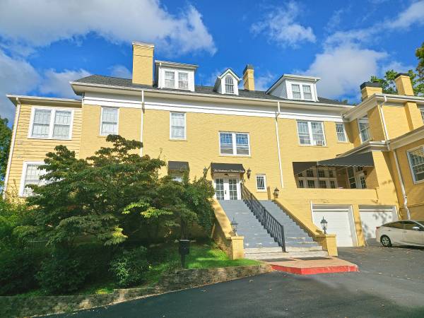 $800 / 500ft2 - Estudio apartamento eficiente (Bristol)63654657138945120