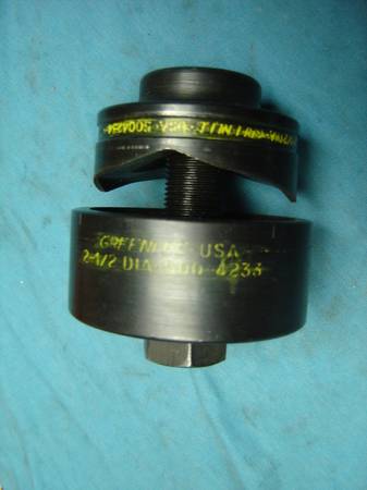 2-1/2 INCH GREENLEE KO PUNCH 1