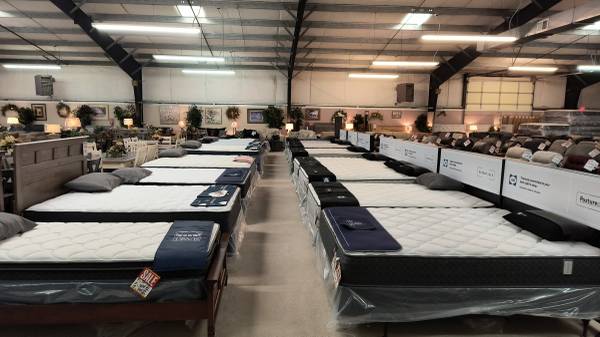 NEW QUEEN MATTRESS 1