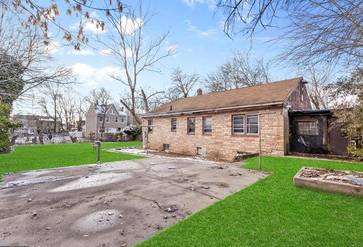 $179,000 / 4br - 1656ft2 - Large 4bed House in Trenton!! (Trenton NJ)63676363796225120