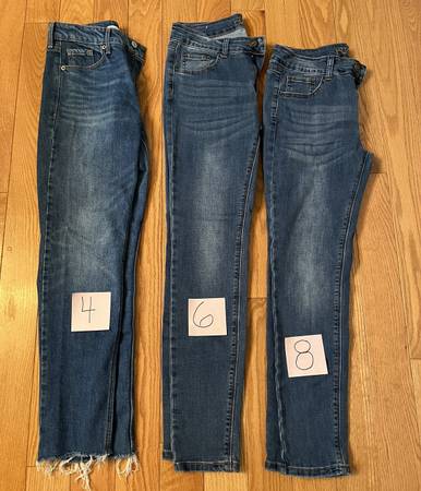 3 pair of teen jeans size 4,6,8 1