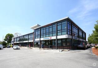 $2,500 / 1200ft2 - ESPACIO DE OFICINAS MODERNO - EXCELENTE UBICACIÓN PARA DESPLAZARSE (Reading, Woburn)63839293163267121