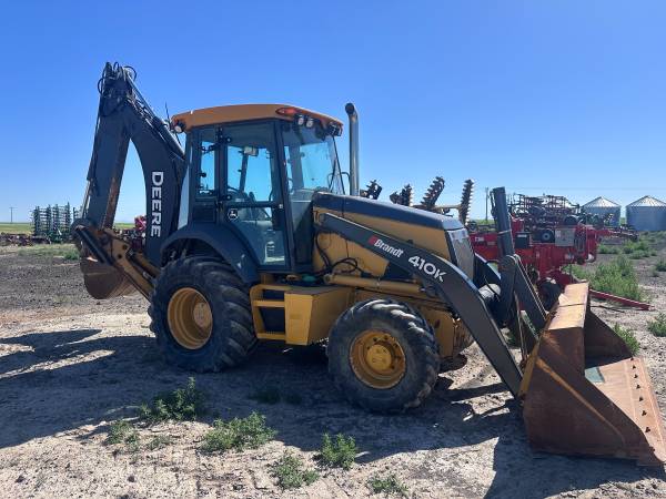 2013 410K John Deere Backhoe 1