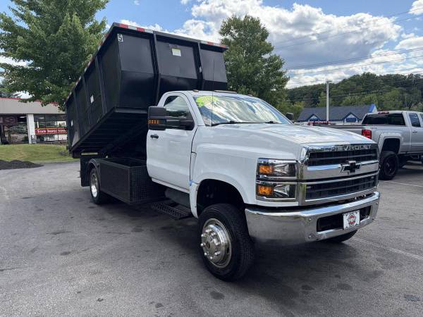2019 Chevrolet Silverado MD - Photo 4