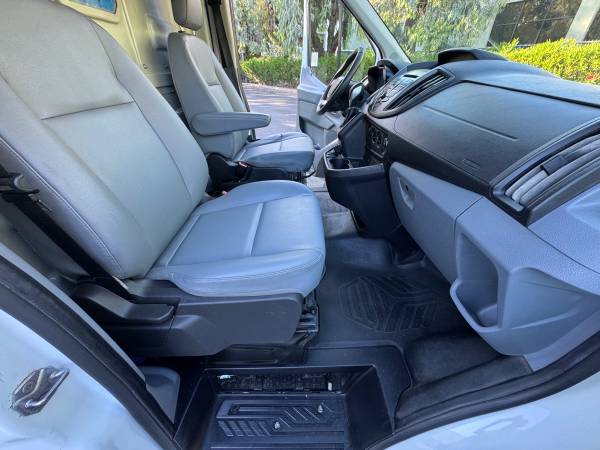 2019 Ford TRANSIT 250 MED - Photo 15