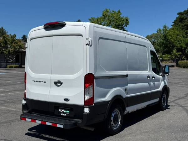 2020 Ford Transit 150 - Photo 6