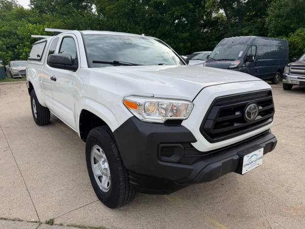 2021 Toyota Tacoma Access Cab - Photo 2