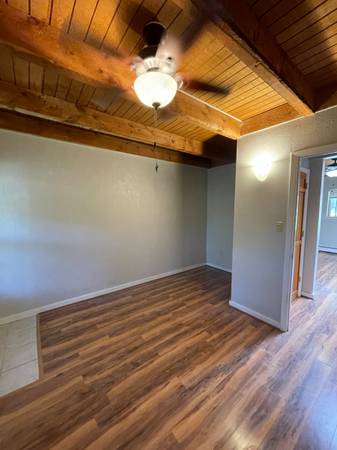 $1,805 / 1br - 750ft2 - Taos 1 bed/1 bath apartment for rent (Taos)63806170906627121