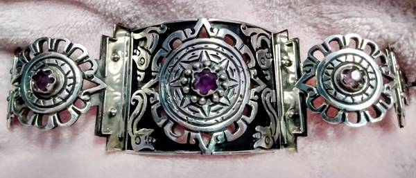 Perdido: Pulsera Mexicana de Plata Ancha y Amatista (Burbank)63829900144769120