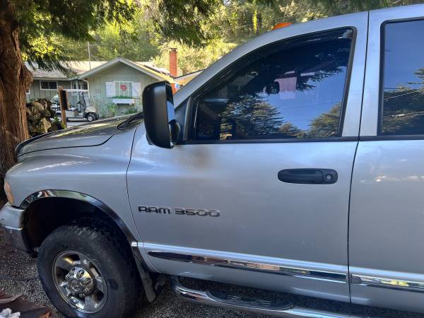 2004 RAM 3500 4x4 - Photo 4