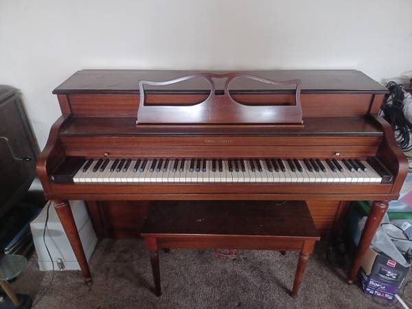 PIANO  FOR SALE 1