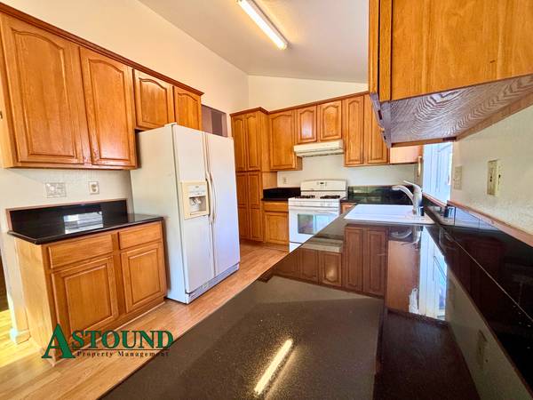 $3,995 / 4br - 1773ft2 - Casa de una planta de 4 habitaciones/2 baños en Hercules con garaje para dos coches (hercules, pinole, san pablo, el sob)63695859104899124